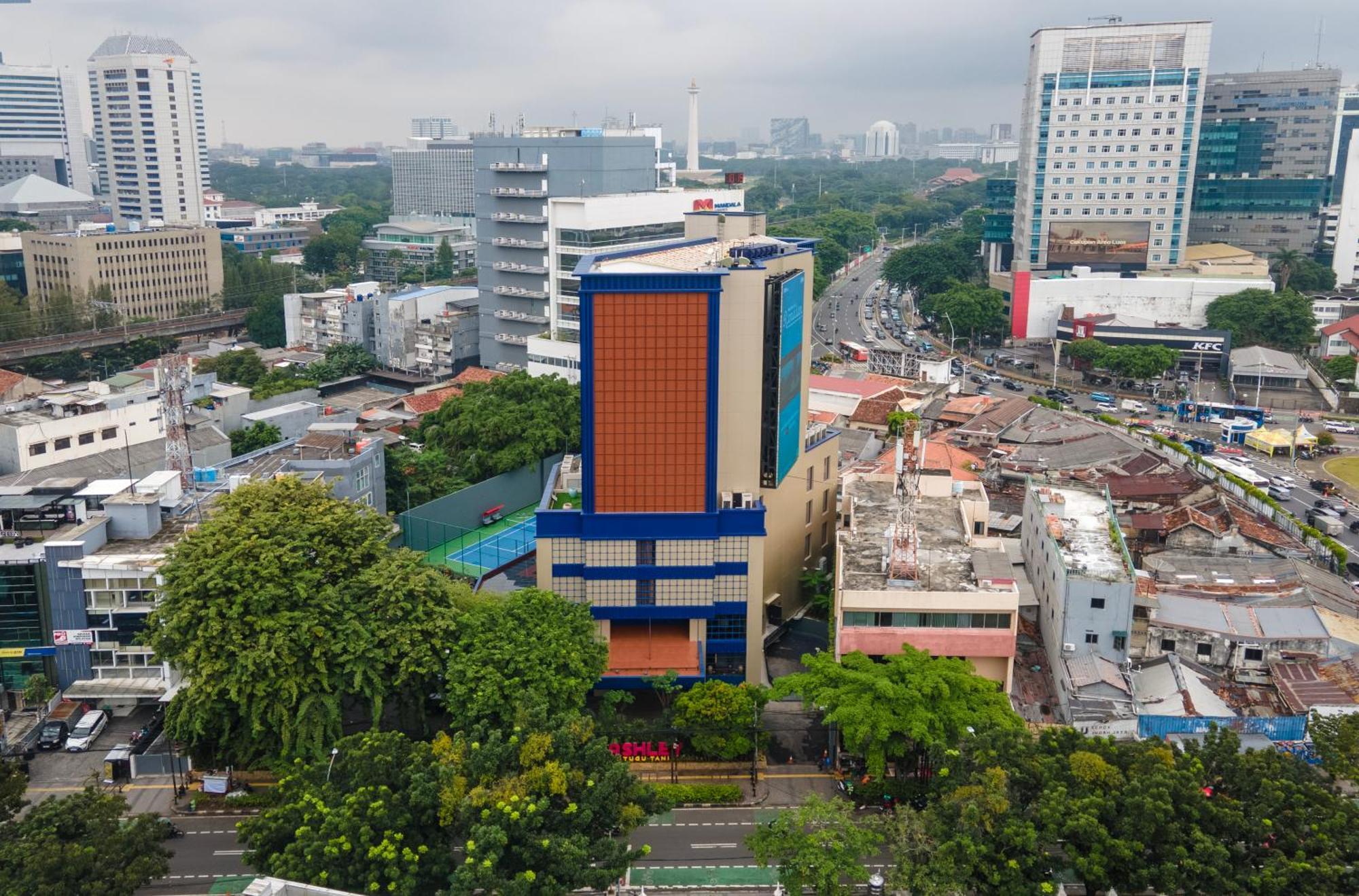 Ashley Tugu Tani Menteng Jakarta Exterior foto